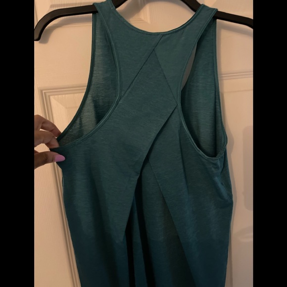 Lululemon Green Crisscross Back Tank - Picture 4 of 4